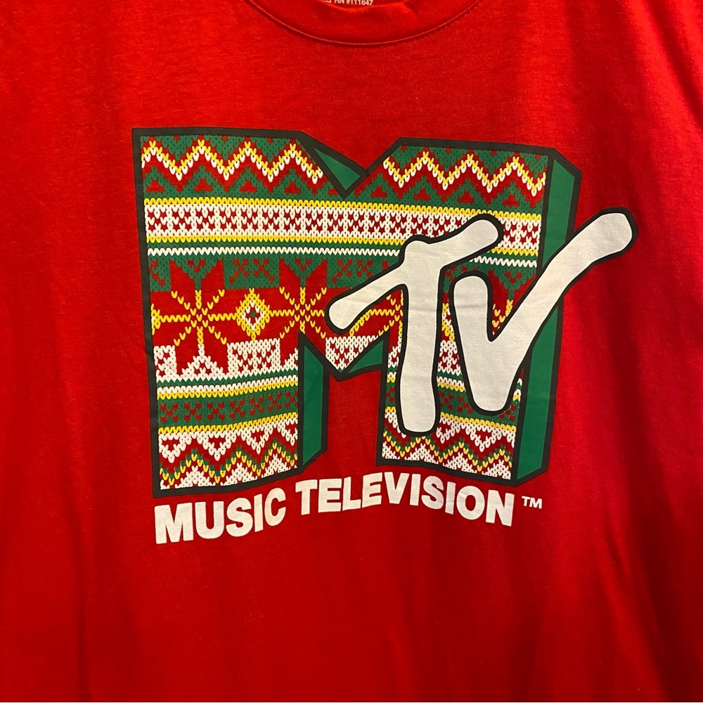 HOLIDAY SHIRT Christmas Red MTV Logo Music Bands Holiday 80 90’s Graphic Size L